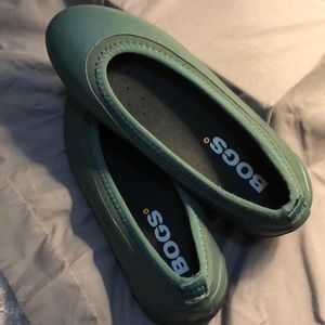 Bogs green flats